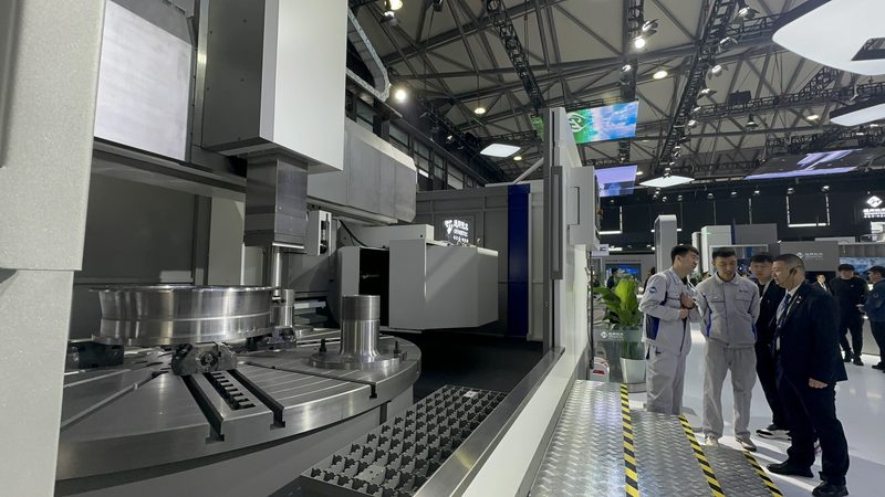家用车床操作步骤详解：从新手到熟练工的进阶之路**